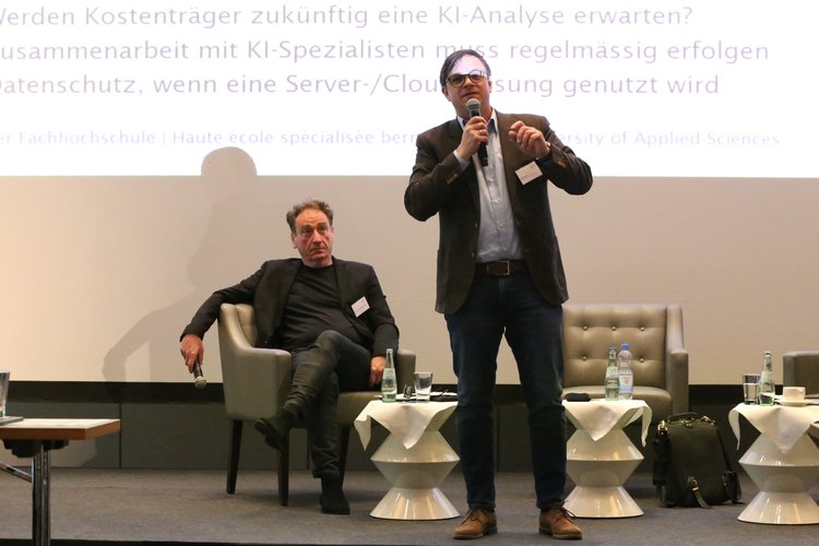 Daniel Hahn und Prof. Dr. Michael Macsenaere